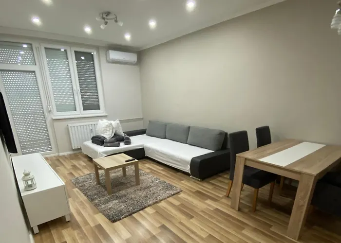 M3 Zuglo Apartment