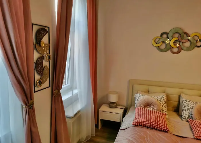 Goldcentral Apartment Comfort