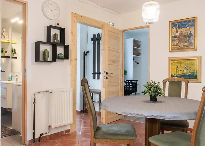 W21 Central Apartment