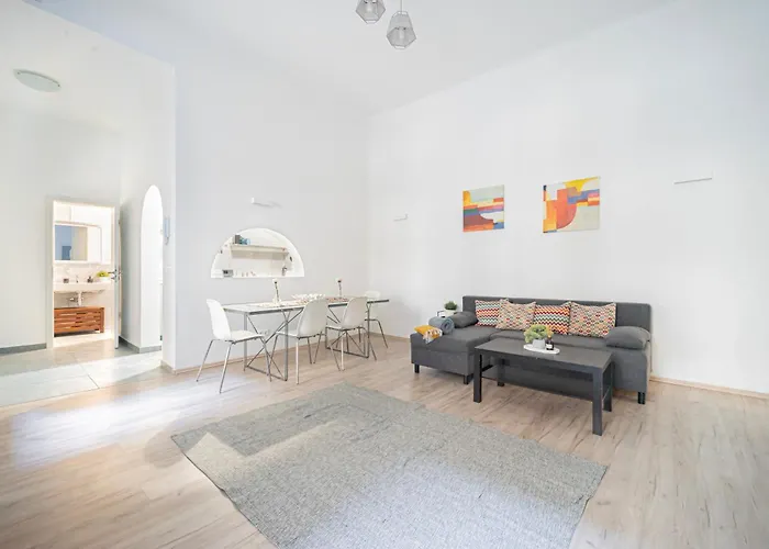 Casabella Apt - 2 Bedroom Near To Andrassy Ave
