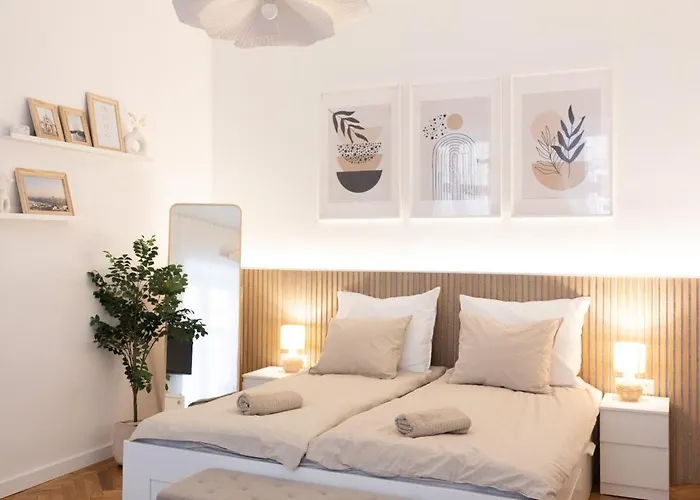 Cozy Apartment In Budapest