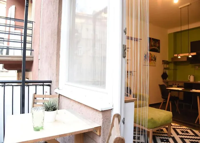 Gabona Downtown Apartment By Nw