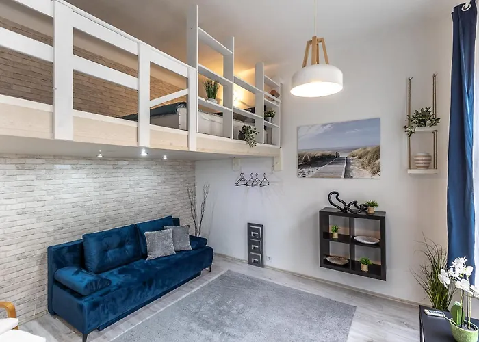 Eighth Wonder Apartment