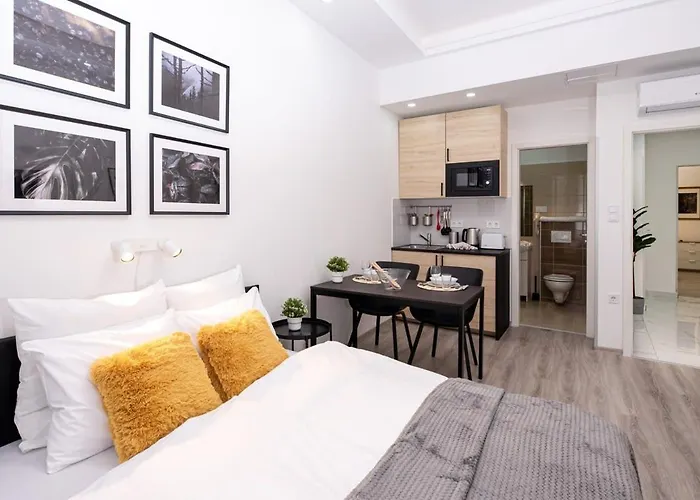 Charming Studio At Downtown