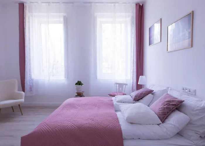 Wagner Villa 902 With Free Private Parking