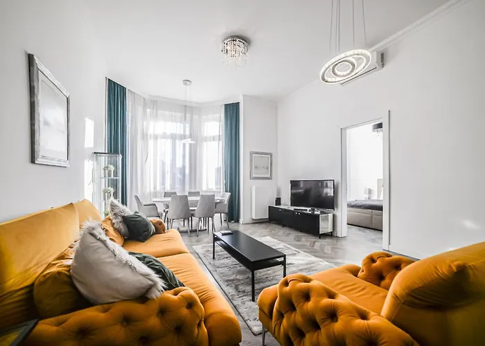 Luxury Downtown Dreams