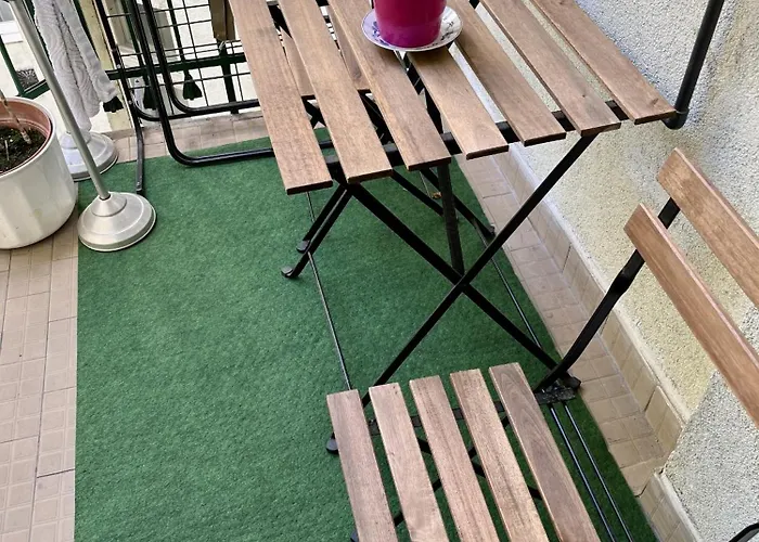 Budapest Diamond Flat