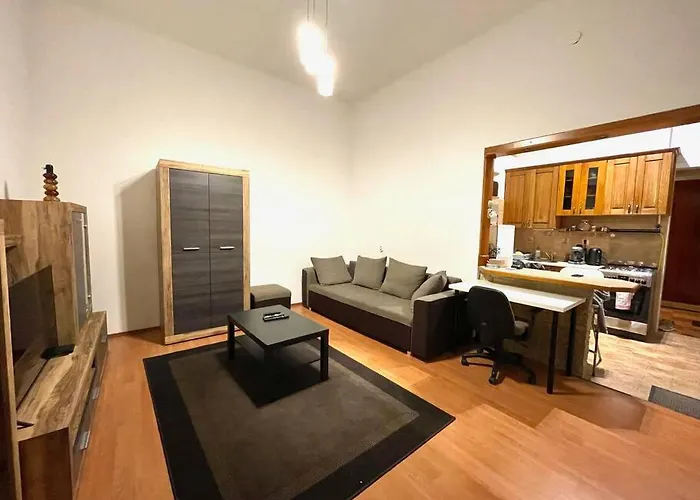 Csengery Apartment