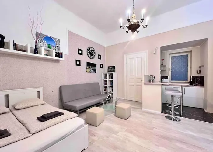 Urban Escape-Cozy Studio In City Center
