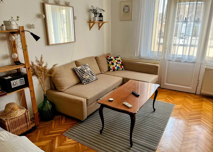 Domos Buda Castle Balcony Apartment