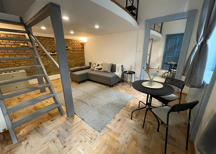 Blue Mirror Apartment