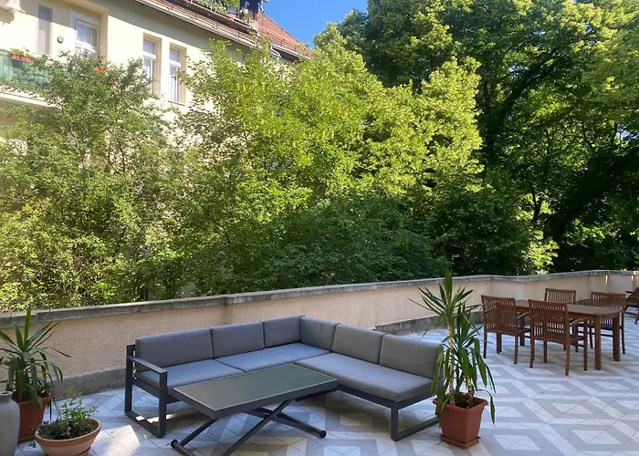 Superb Studio With Ac Plus 40 Sqm Terrace In The Greens Of Buda City Centre