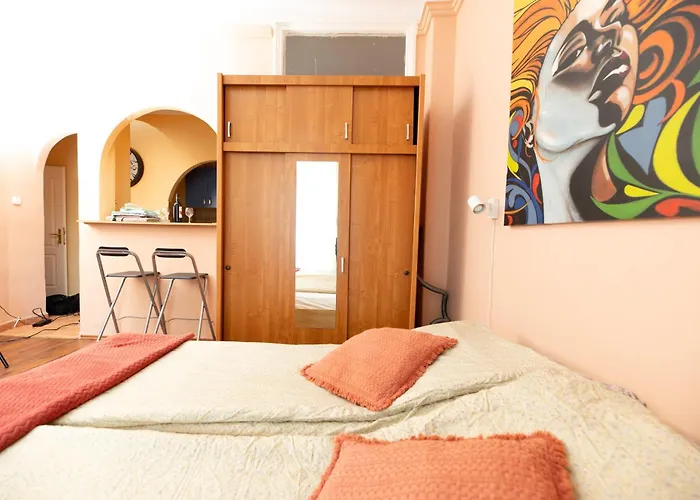 Danube Dwelling Asboth 19-2