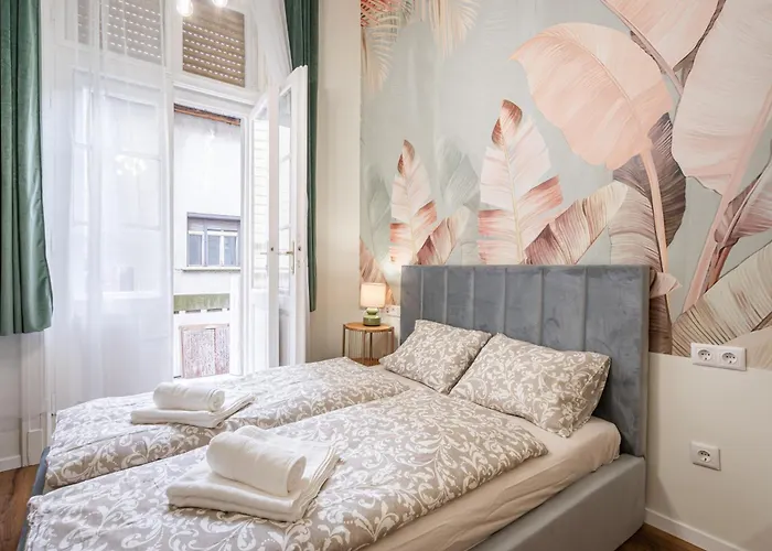 Brody 46 Boutique Rooms