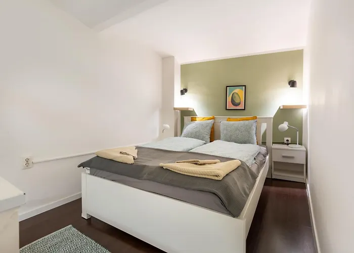 L9 Lonyay Apartment