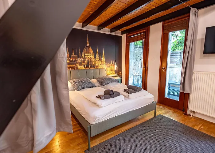 Mooki Loft&Garden In Sohobudapest