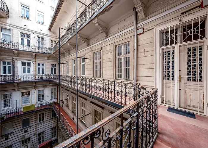 Soho Downtown Apartment