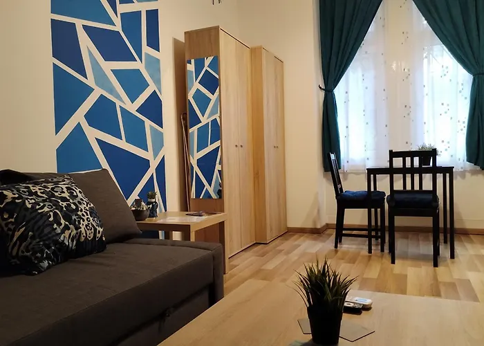 Blueroom Apartment - 15-Minute Walk From Danube