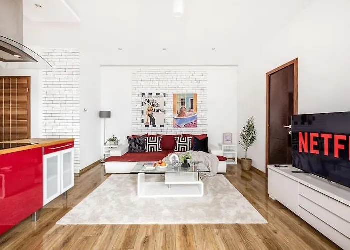 Relaxing Spacious Balcony Super Central Near Opera
