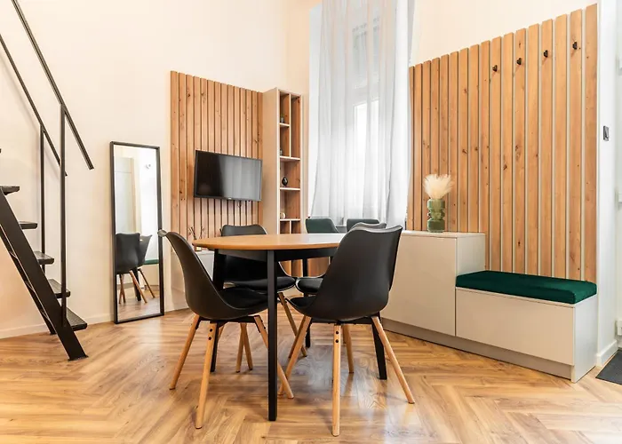 Downtown Suite By Stlcz