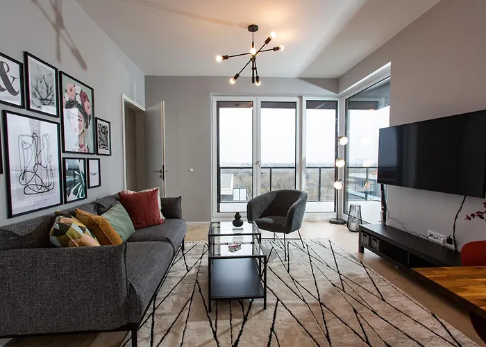 Waterfront Residence Free Private Parking