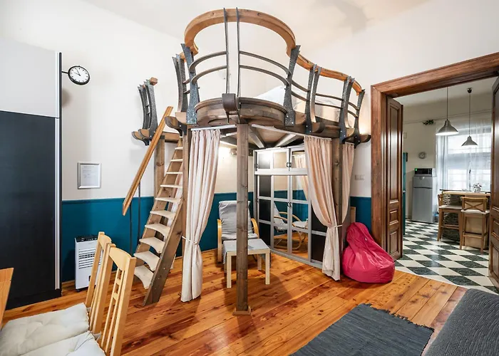 Castle Chainbridge Apartment