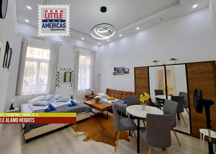 Little Americas Alamo Heights Apartment