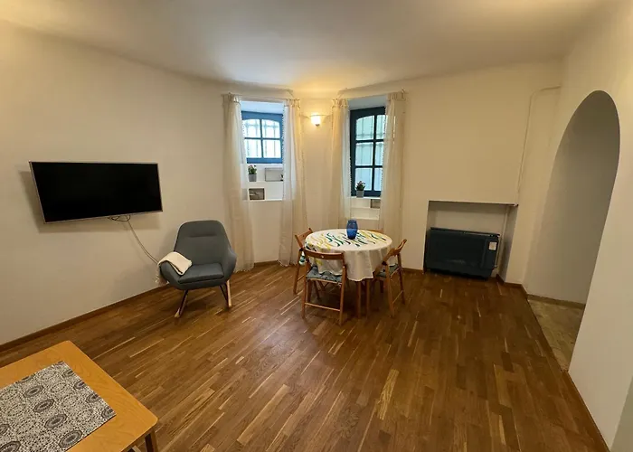 Little Swan Apartman