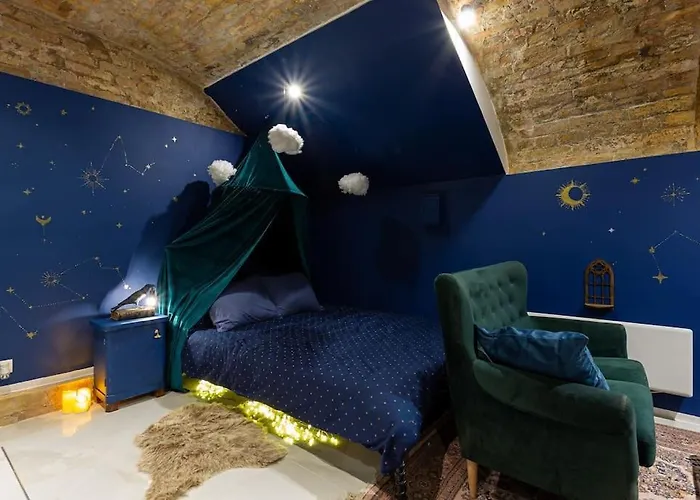 Harry Potter Themed Central Underground Apartment