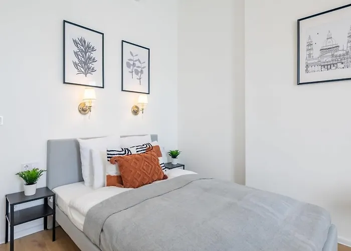 Central - Cute And Comfy Home