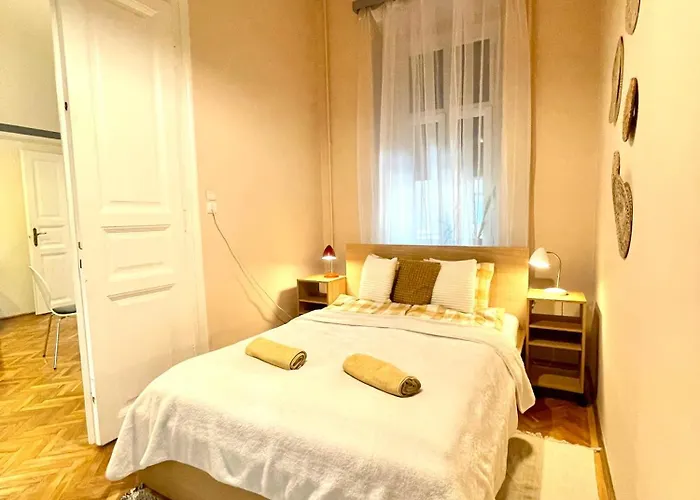 Fanni\'S Cosy Home Express Apartment In The City Centre