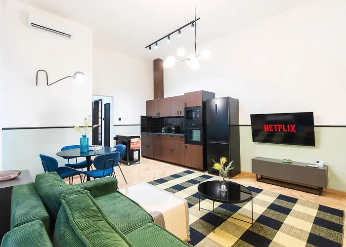 Luxury Peaceful Apartment By The St Stephen\'S Basilica