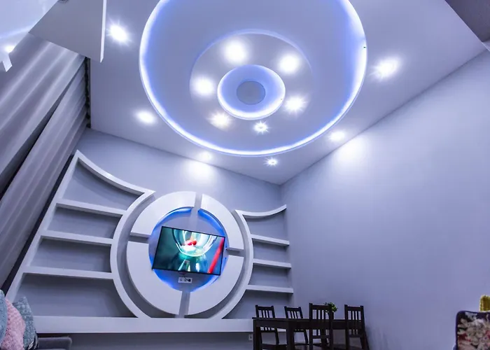 Diamond Lux Apartment - 5 Rooms, 2 Bathrooms