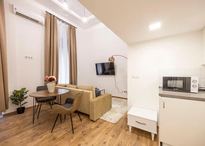 Charming Grand Residence In The Heart Of Budapest