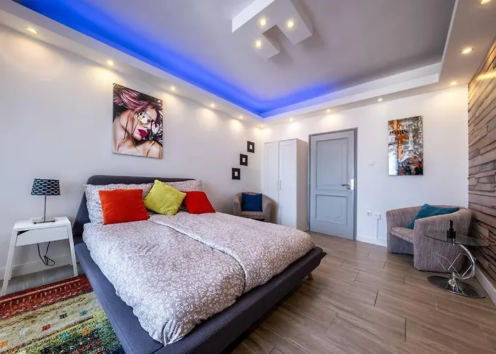 Astoria Apartment