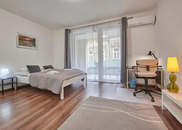 Balcony Centropolitan Studio W Ac By Nw
