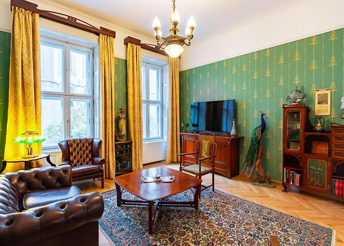 Luxury Art Nouveau Apartment Next To Parliament Building