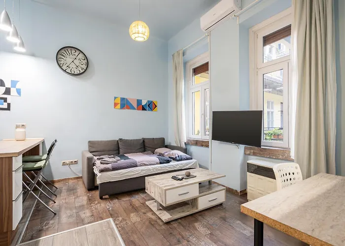 2Br Party District Apartment K29