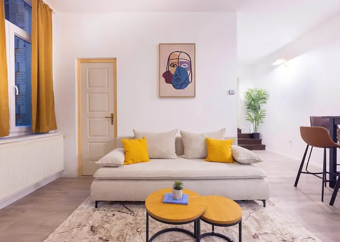 Central N\' Cozy T8 Apartment W\' 2Bedrm