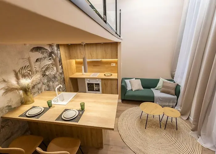 Downtown Comfort Two