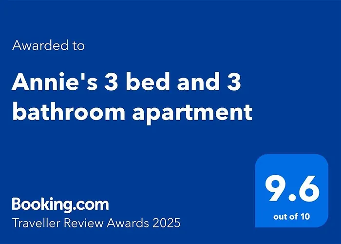 Annie\'S 3 Bed And 3 Bathroom Apartment