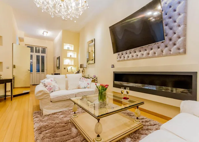Principe Luxury Suite Next To Parliament