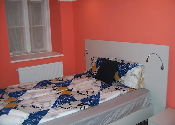 Budapest Lookery Home