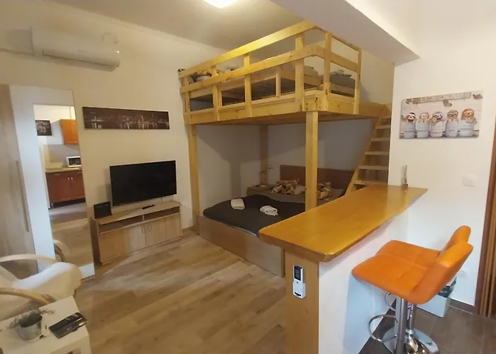 Garam Apartman At Danube
