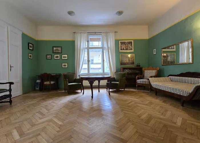 Family Apartment At Margaret Island