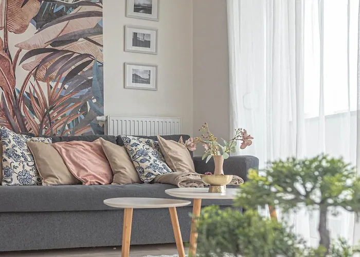 Dob36 Apartment With Free Private Parking And Balcony