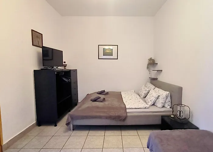 Caesar Residence