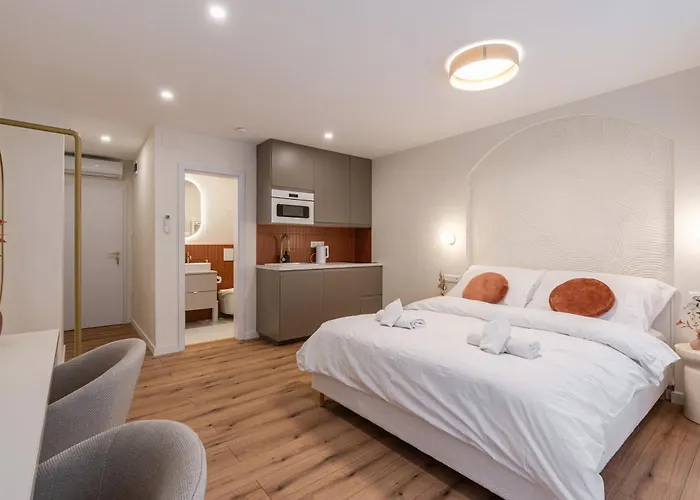 Asboth Boutique Suites, Best Location By Bqa
