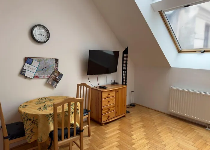 Gozsdu Spacious Apartment