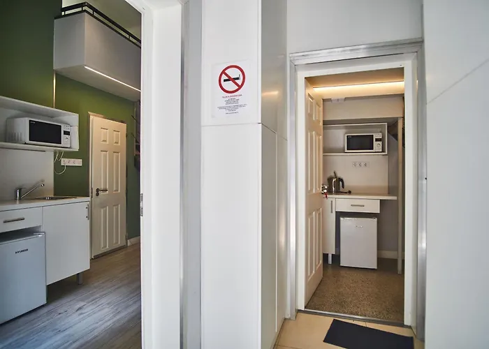 Z40 - Budget Apartment